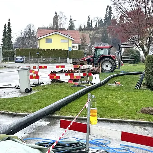 Wärmeverbund Oberdorf Kirchberg BE, Heiz Zentrale und Fernwärme Leistungsbau